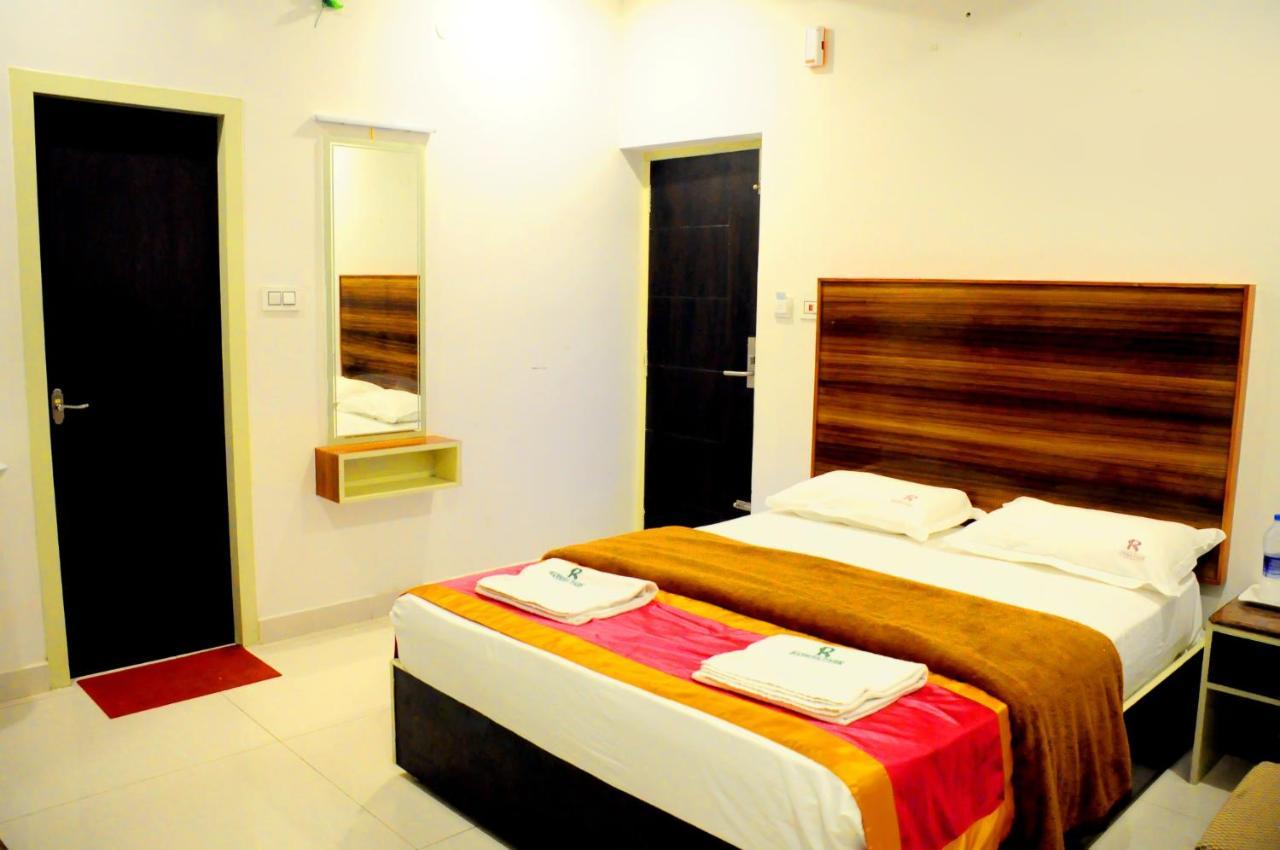 Hotel Rathna Park Perambalur Екстериор снимка